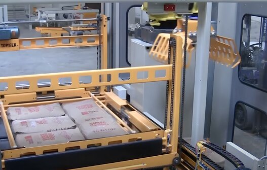 Palletizers vs. Manual Labor: Pros and Cons 