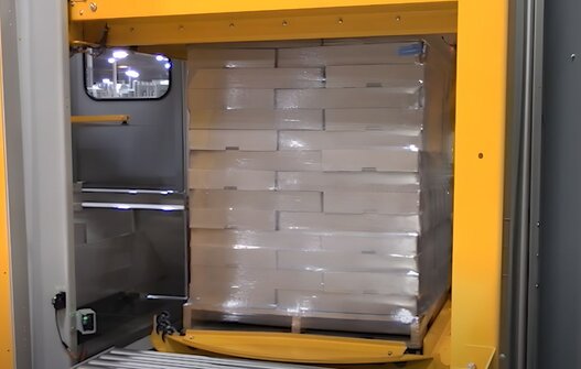 Comparing Low-Level and High-Level Palletizers 