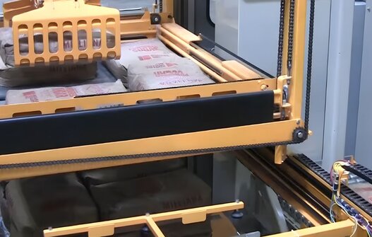 Best Practices for Using Automated Palletizing Systems 