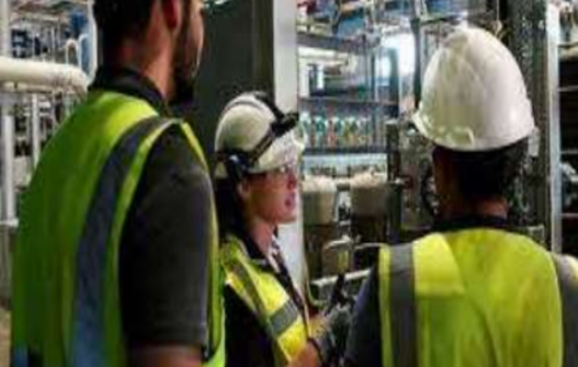 Now Hiring Service Technicians 